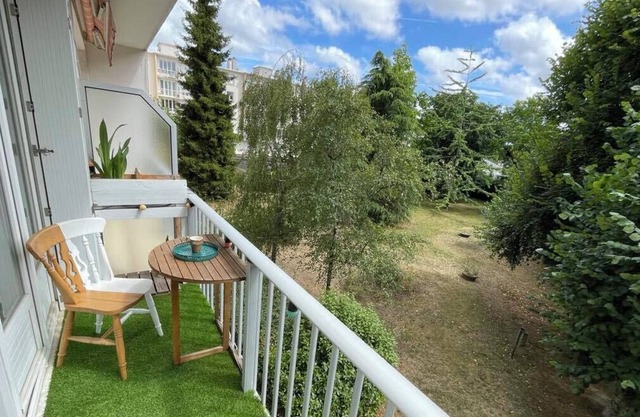 Large bright nest with garden in Nantes