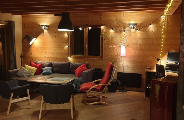 Large comfortable chalet in peace