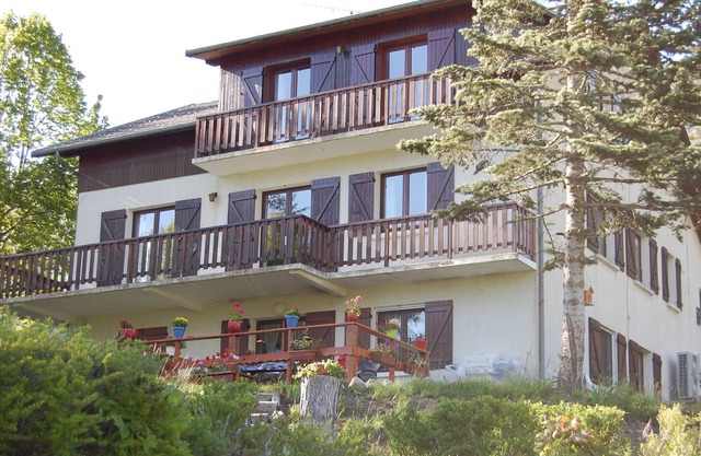 Large renovated cottage, 4 stars