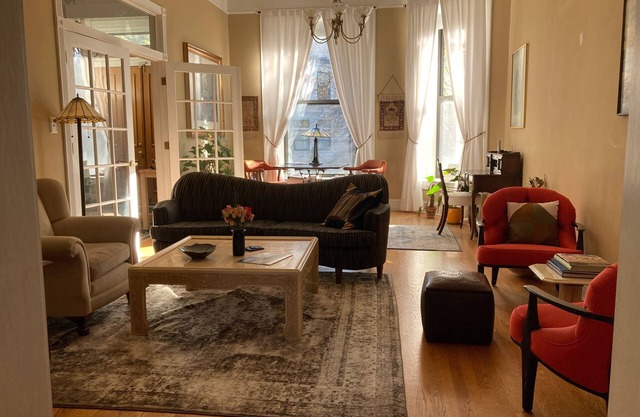 Large historic home minutes from downtown Chicago and the lakefront.