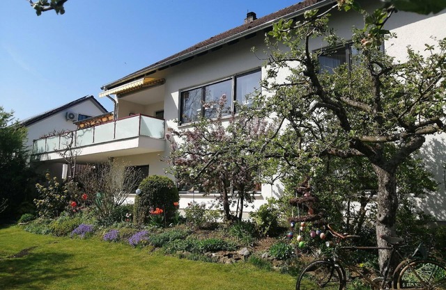 Large holiday flat in Sinbronn with garden