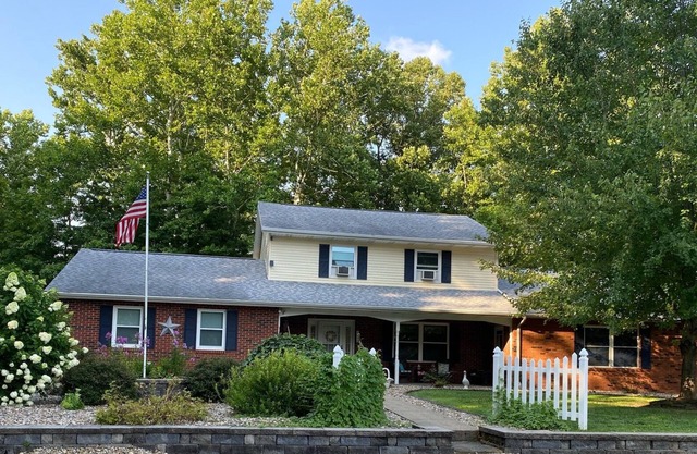 Large Home in Southeast, Ohio