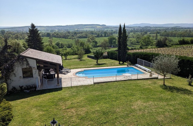 Large House With Private Pool and Valley View