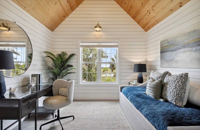 Large Modern Home | Hot Tub, Dock Near Beach
