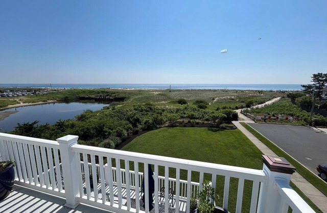Large Oceanfront home, direct beach access