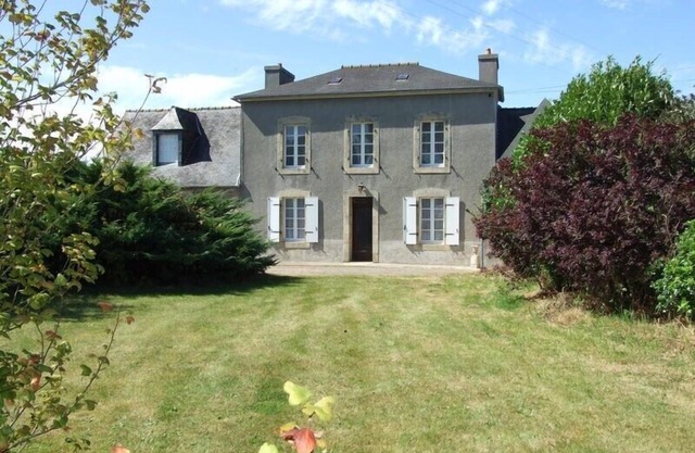 Large, quiet house close to the sea