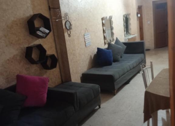 Large studio with bathroom