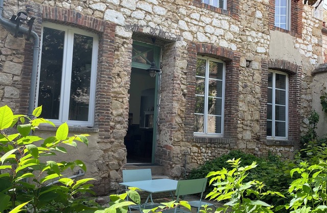 Large village house 1H30 from Paris. Between Burgundy and Champagne.