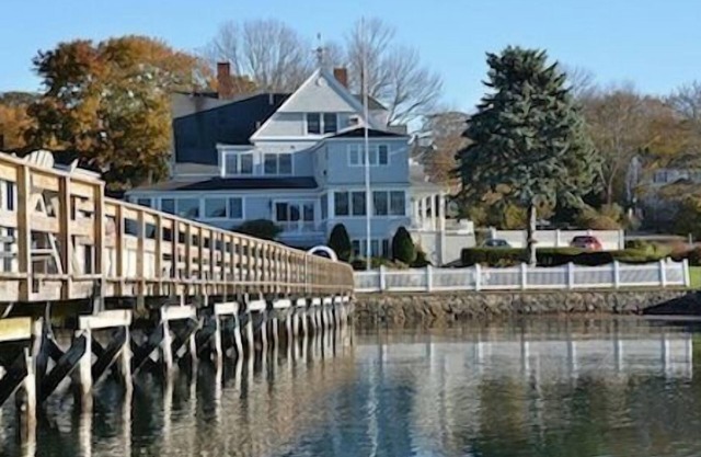 Large Victorian Home Overlooking the Atlantic Ocean and York Harbor Beach