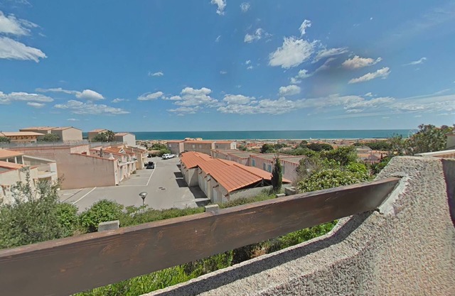 Large villa close to the sea