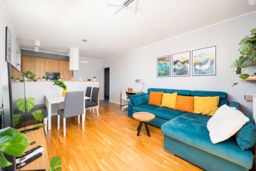 Las Bródnowski Urban Jungle Apartment by BookingHost