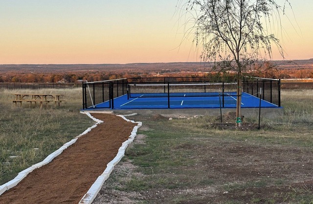 Laurel Court Cottages