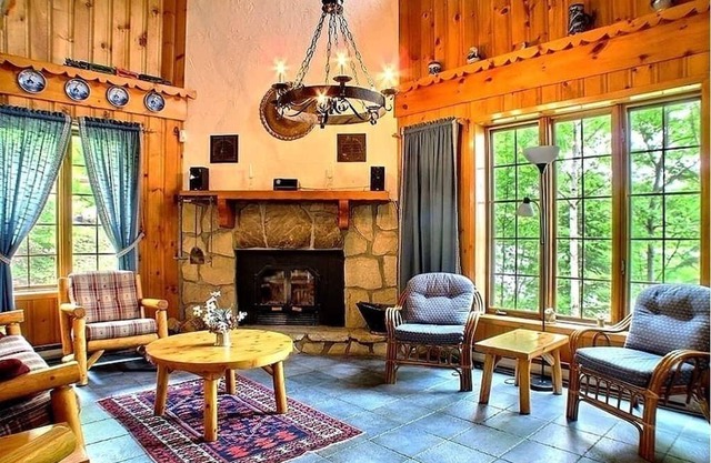 Laurentians Swiss Chalet