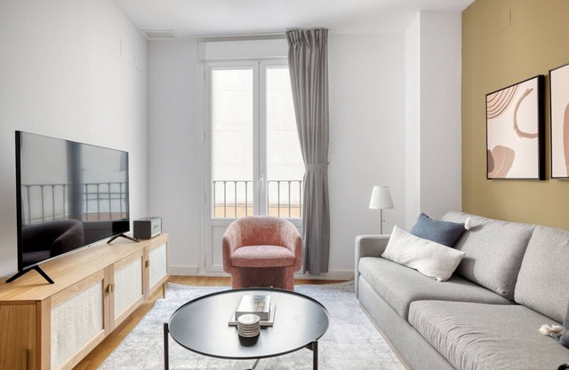Lavapiés 2BR fully refurbished, near Atocha