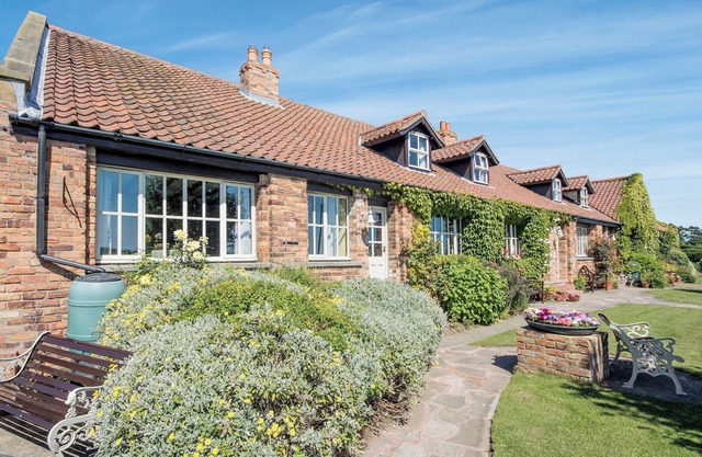 Lavender Cottage - E1495