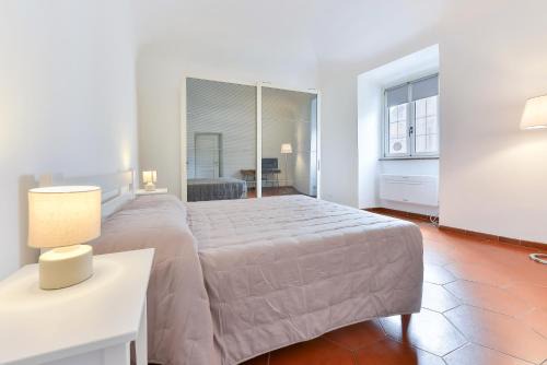 Lavinia's Apartment at Colosseo