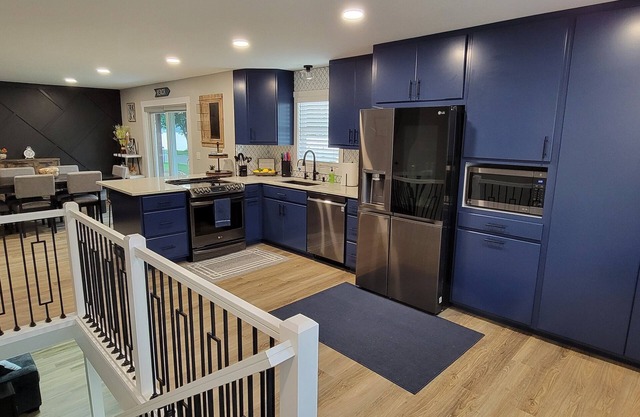 Lavish Renovated Lake Home on Shamineau - HIGHLY RATED!