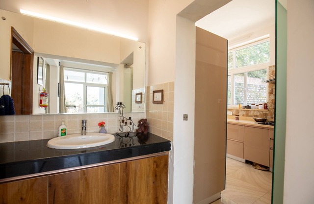 Lazy Fox Hideout - Panoramic View Cottage