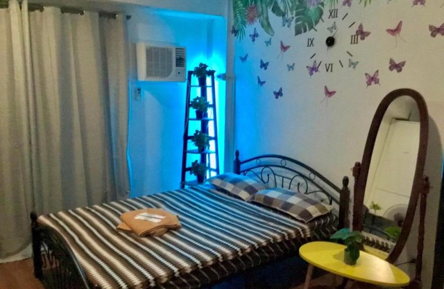 Le Cadeau Transient 2 near Enchanted Kingdom 2-6 pax