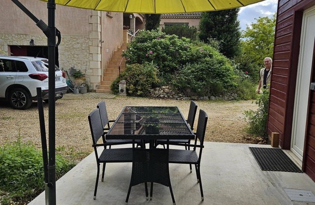 Le Chalet between Périgueux and Bergerac awaits you