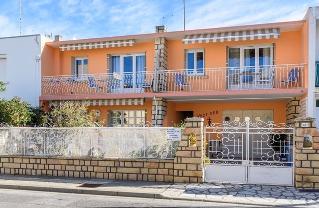 Le charmant, Superb T3 on 1st floor, 150m from the sea and shops