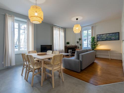 Le cocon urbain Maison, 6 personnes, avec parking proche TRAM ET METRO