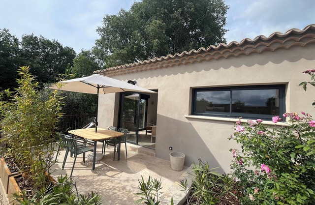 "Le Gîte D'hamih" Uzès a Pied, Piscine, Jardin, Aire de Jeux Pour Enfants