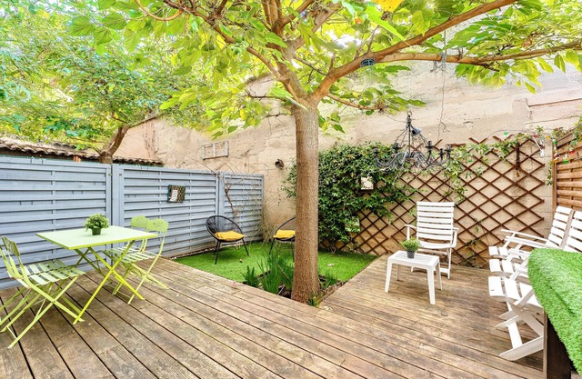 Le Mûrier - Maison de ville avec patio + parking - 6 pers
