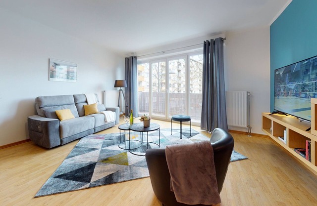 le nid cosy 1 free garage up to 2