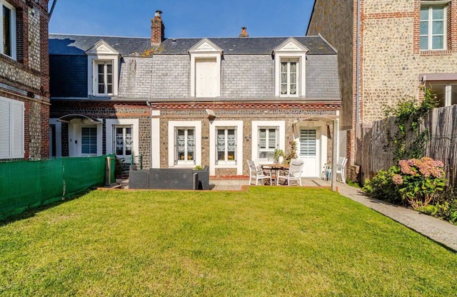 "Le petit Bijou" Charming 3-bedroom house in enchanting Étretat with WiFi