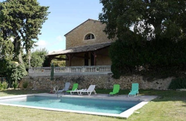 Le Petit Paradis - Holiday house in Murviel les Béziers with swimming pool