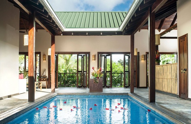 Le Phare Bleu – Exclusive Serenity Villa