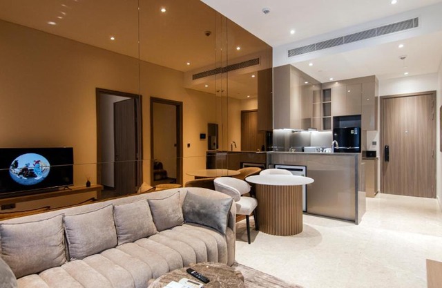 Le Places The Luxury MarQ Saigon Apartment