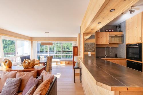 Le plus grand appartement, 150 M2, et la plus belle vue d'Isola 2000 Front de Neige