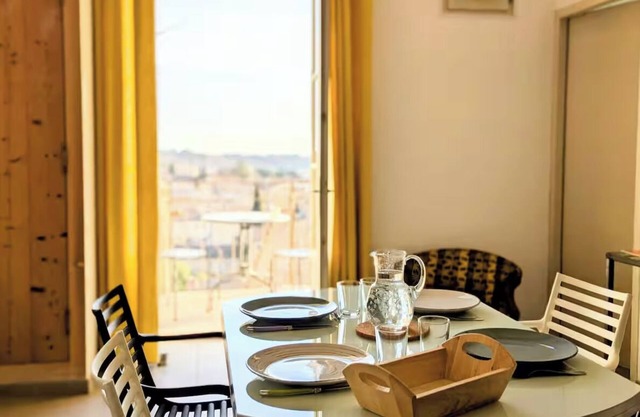 Le Saint Louis - Panoramic view + Balcony