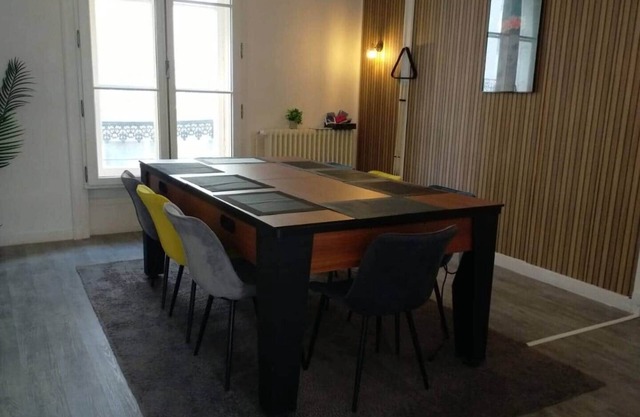 Le St Denis: Hypercentre, billiards, 4ch, 8p