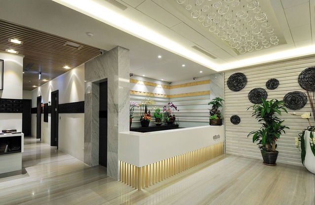 Leesing Hotel