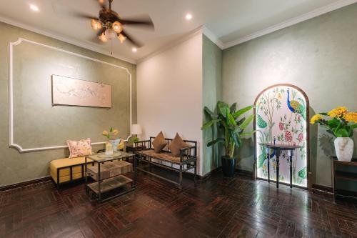 Legume House - 50m to Hoan Kiem lake