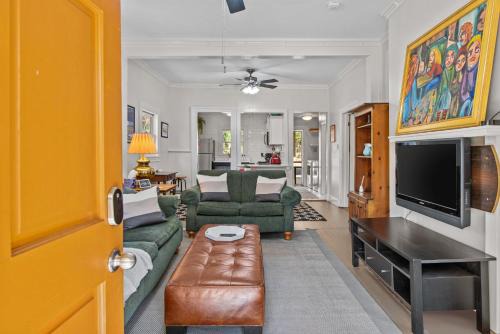 Lenoir Cottage
