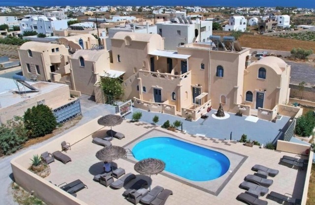 Leon Lux Apartment, quadruple room with private bathroom.