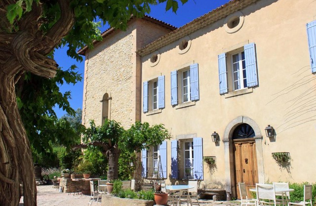 Les Carmes and spa