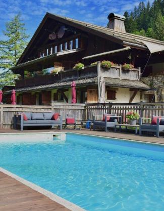 Les Chalets de la Serraz