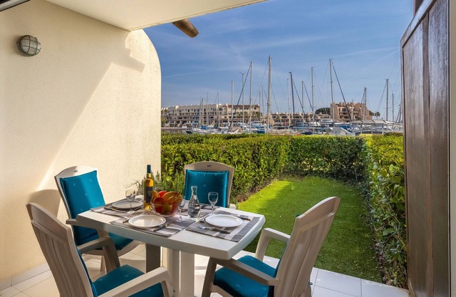 Les Deux voiles by Interhome