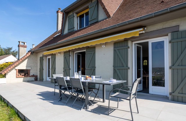 Les Jonquilles by Interhome