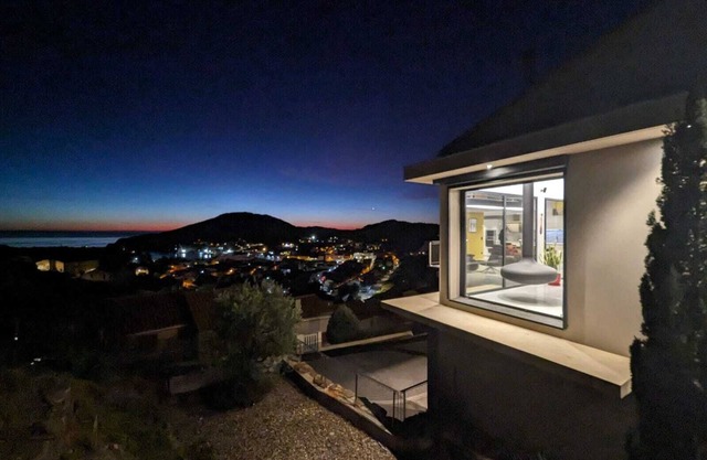 Les Mille et Une Vitres - Architect-designed villa on the heights of Port Vendres