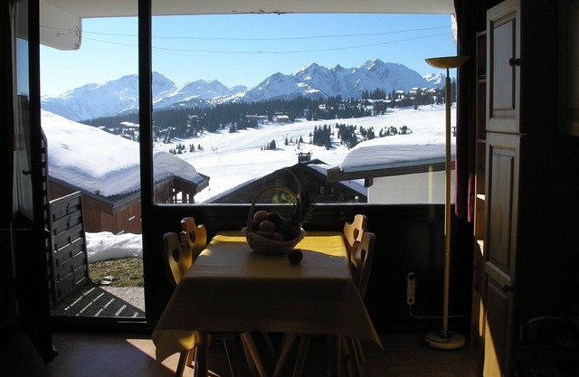 Les Saisies - Spacious Savoyard studio - south-facing terrace