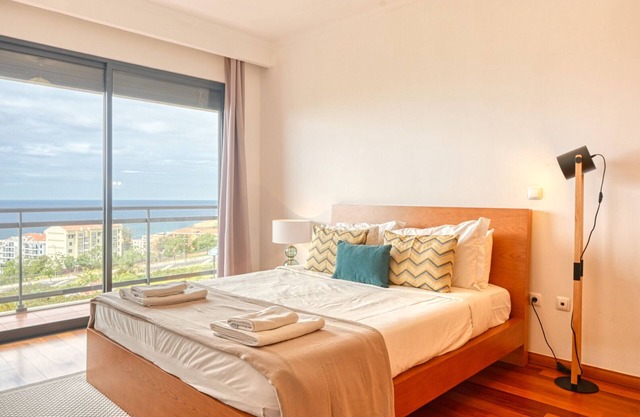 Levada dos Piornais, a Home in Madeira