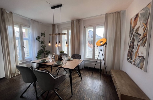 Liboria: Stylish old town apartment