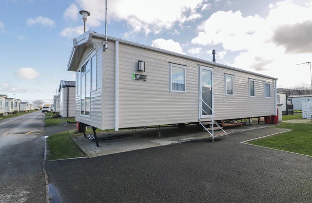 LIDO GOLD 273, family friendly, country holiday cottage in Prestatyn