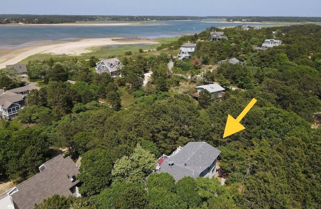 Lieutenant's Island Treehouse Getaway